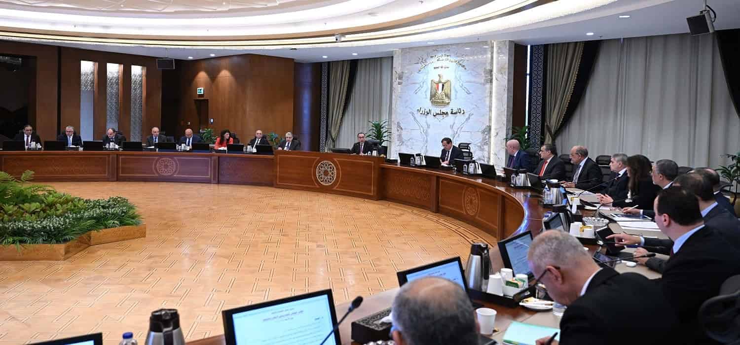 مدبولى: حوافز غير مسبوقة للشركات المسرعة بالتعاقد وتشغيل المشروعات